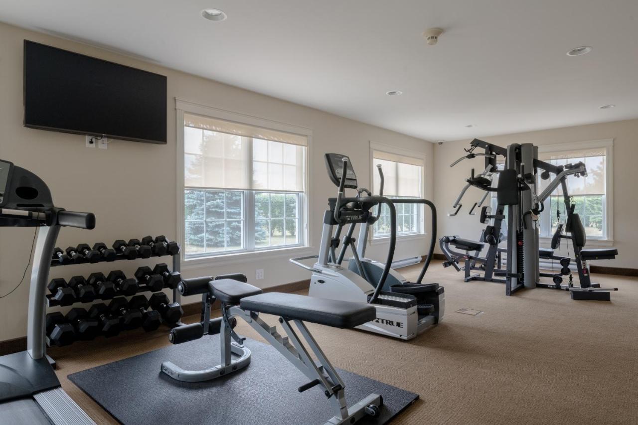 Amsterdam Inn & Suites Sussex Luaran gambar