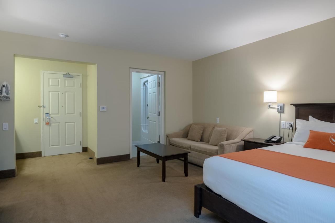 Amsterdam Inn & Suites Sussex Luaran gambar