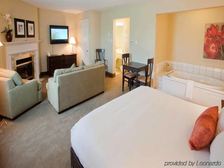 Amsterdam Inn & Suites Sussex Luaran gambar